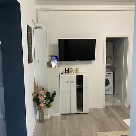 Thelmar Mamaia Nord アパート ナボダリ